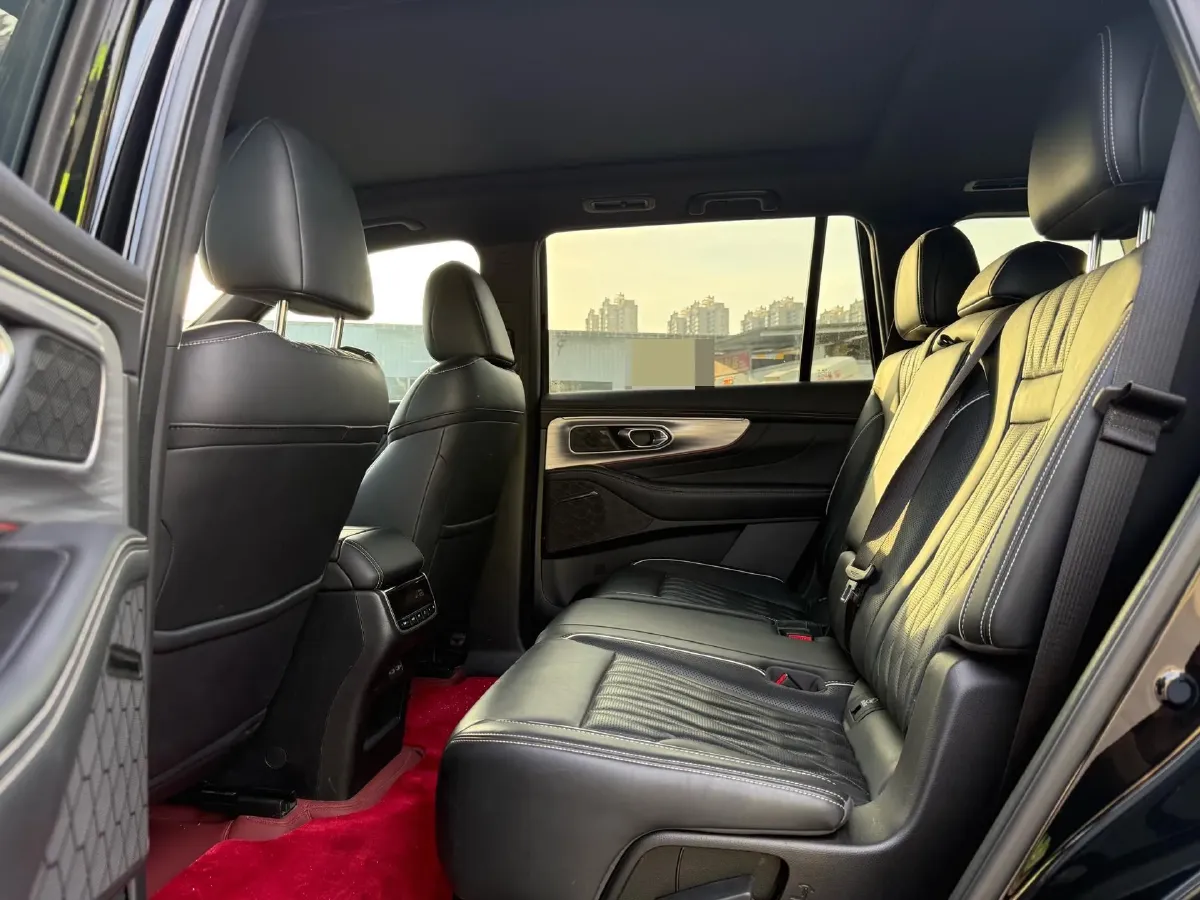 2022 GAC Trumpchi GS8 2.0T 252HP L4 8AT,autocango,china used car exporter,china ev exporter,chinese used car exporter,chinese used ev exporter