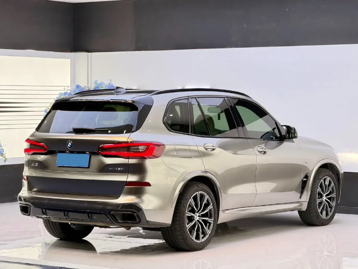 2020 BMW X5 2.0T 265HP L4 8AT,autocango,china used car exporter,china ev exporter,chinese used car exporter,chinese used ev exporter