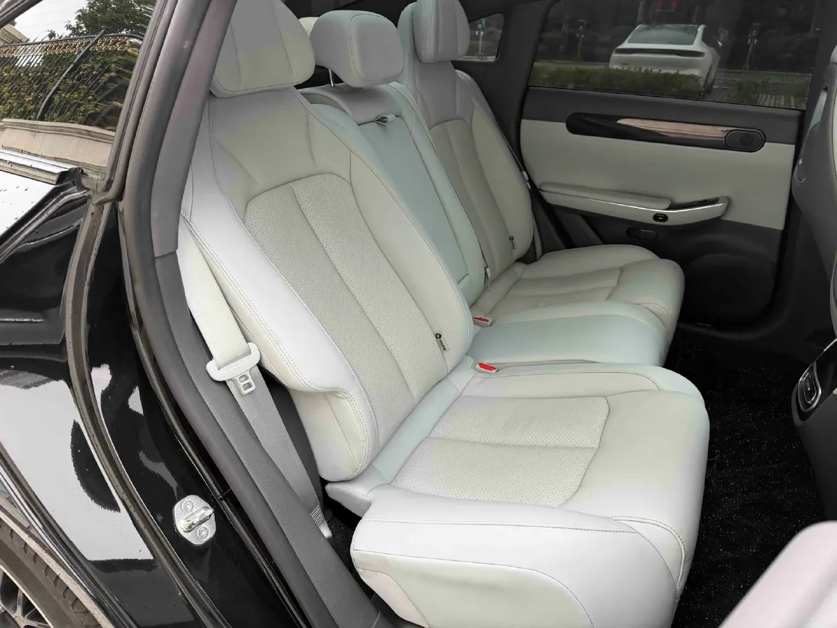 2023 Leapmotor C01 BEV 62.8KWH,autocango,china used car exporter,china ev exporter,chinese used car exporter,chinese used ev exporter