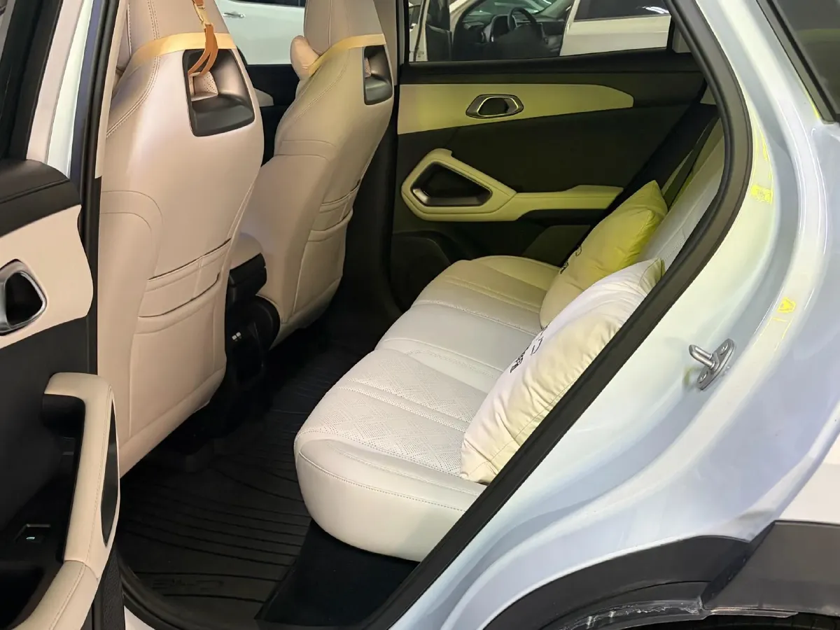 2024 BYD YuanUP BEV 45.12KWH,autocango,china used car exporter,china ev exporter,chinese used car exporter,chinese used ev exporter