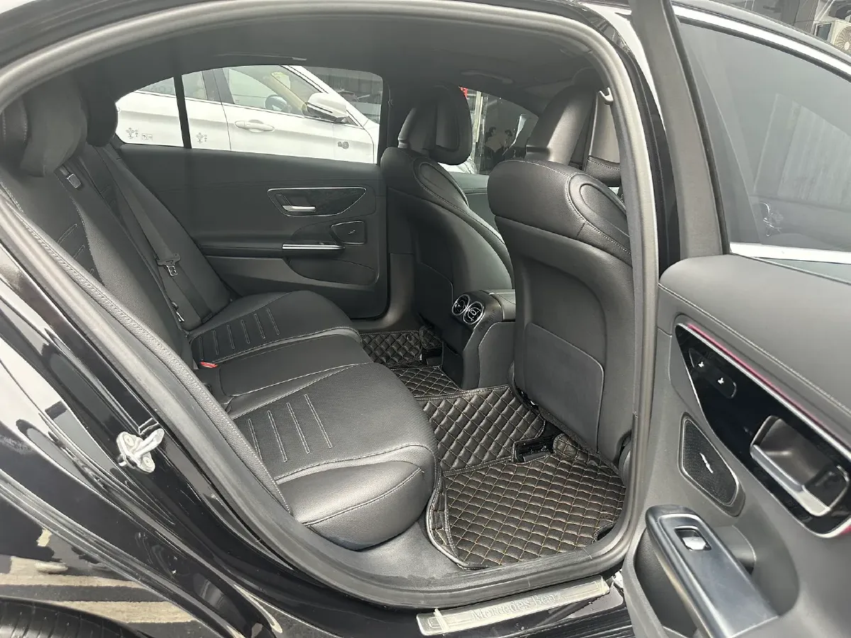 2022 Mercedes-Benz C Class 1.5T 170HP L4 9AT,autocango,china used car exporter,china ev exporter,chinese used car exporter,chinese used ev exporter