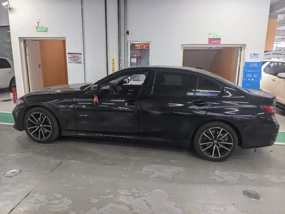 2024 BMW 3 Series 2.0T 184HP L4 8AT,autocango,china used car exporter,china ev exporter,chinese used car exporter,chinese used ev exporter