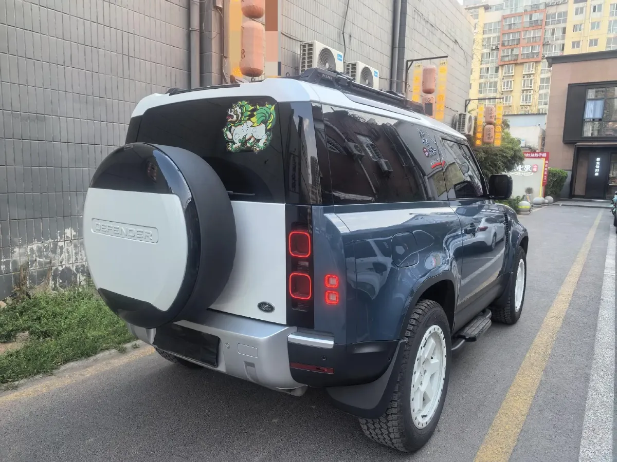 2024 Land Rover Defender 3.0T 400HP L6 8AT,autocango,china used car exporter,china ev exporter,chinese used car exporter,chinese used ev exporter
