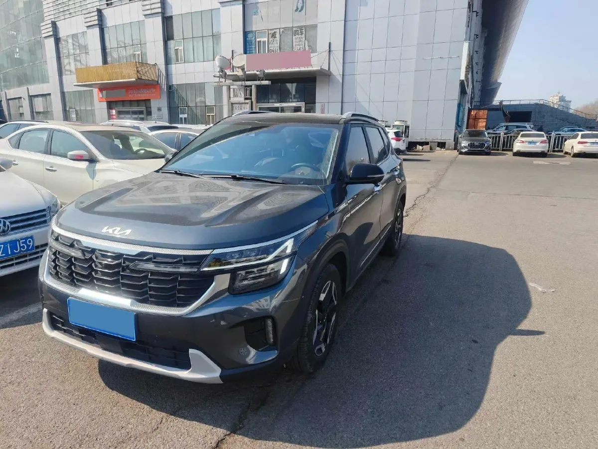 2023 Kia Seltos 1.5L 115HP L4 CVT,autocango,china used car exporter,china ev exporter,chinese used car exporter,chinese used ev exporter