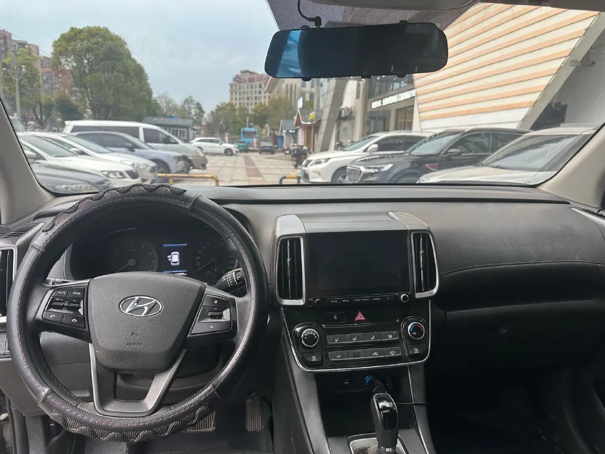 2019 Hyundai ix35 2.0L 160HP L4 6AT,autocango,china used car exporter,china ev exporter,chinese used car exporter,chinese used ev exporter