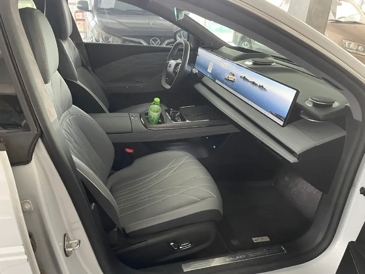 2025 MAXUS InterstellarX 2.5T 224HP L4 8AT,autocango,china used car exporter,china ev exporter,chinese used car exporter,chinese used ev exporter