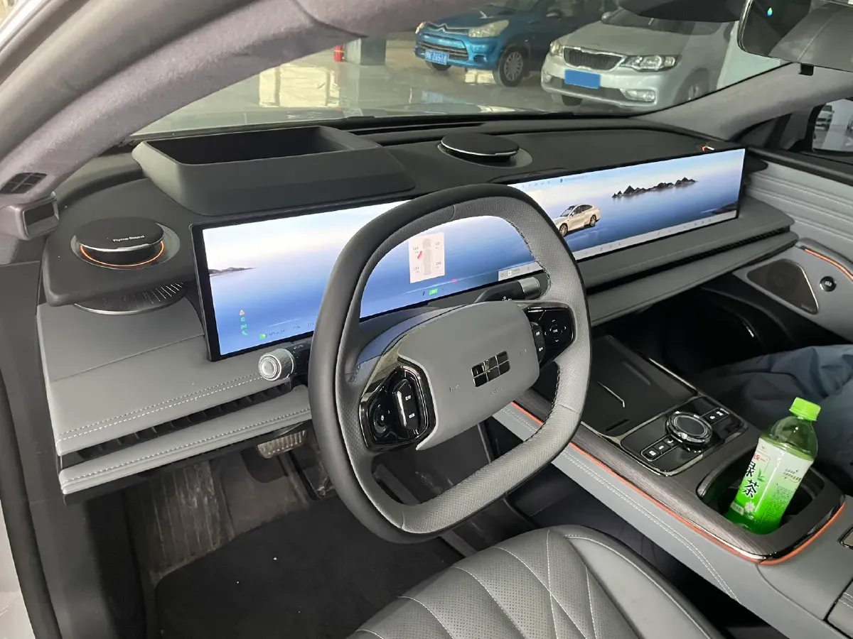 2025 MAXUS InterstellarX 2.5T 224HP L4 8AT,autocango,china used car exporter,china ev exporter,chinese used car exporter,chinese used ev exporter