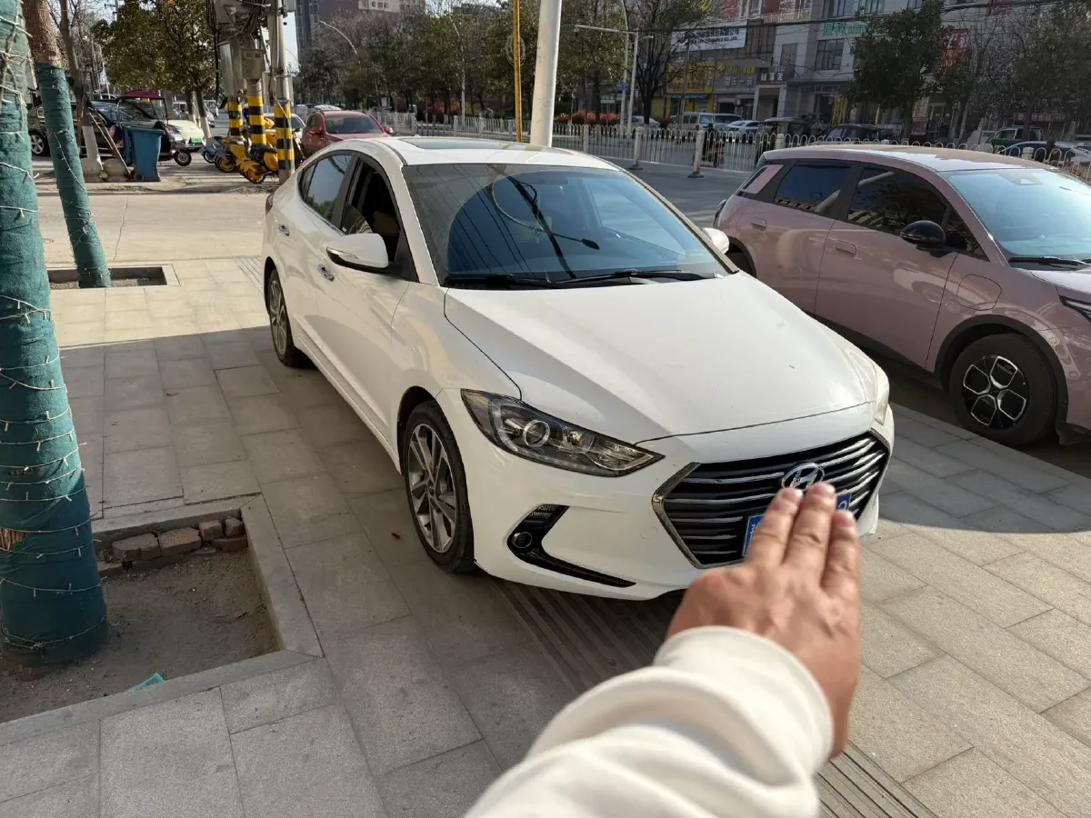 2016 Hyundai Elantra 1.6L 130HP L4 6AT,autocango,china used car exporter,china ev exporter,chinese used car exporter,chinese used ev exporter