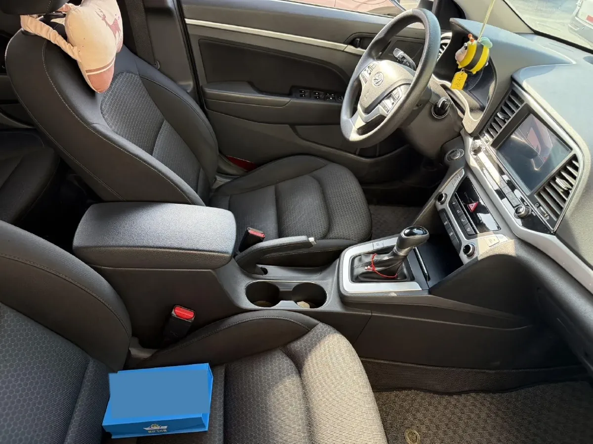 2016 Hyundai Elantra 1.6L 130HP L4 6AT,autocango,china used car exporter,china ev exporter,chinese used car exporter,chinese used ev exporter