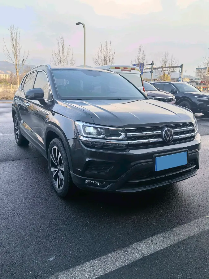 2021 Volkswagen Tharu 1.4T 150HP L4 7DCT,autocango,china used car exporter,china ev exporter,chinese used car exporter,chinese used ev exporter