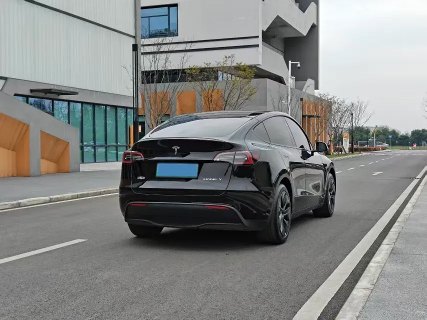 2024 Iveco OuSheng BEV 77.28KWH,autocango,china used car exporter,china ev exporter,chinese used car exporter,chinese used ev exporter