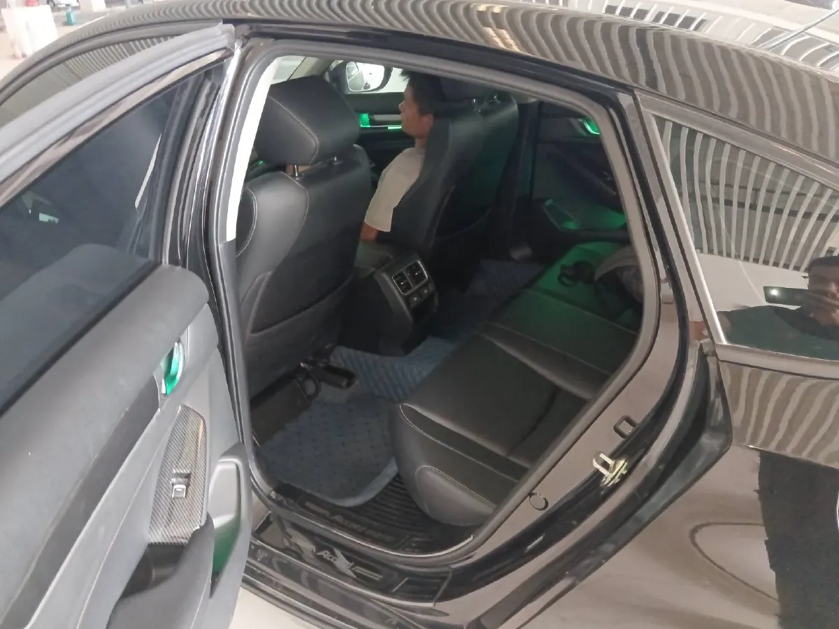 2022 Honda Accord 1.5T 194HP L4 CVT,autocango,china used car exporter,china ev exporter,chinese used car exporter,chinese used ev exporter