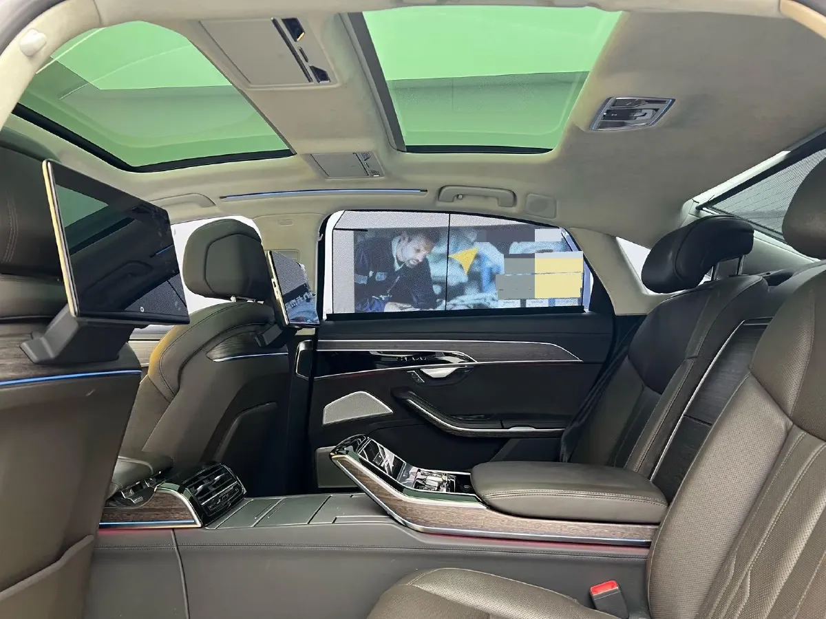 2021 Audi A8 3.0T 340HP V6 8AT,autocango,china used car exporter,china ev exporter,chinese used car exporter,chinese used ev exporter