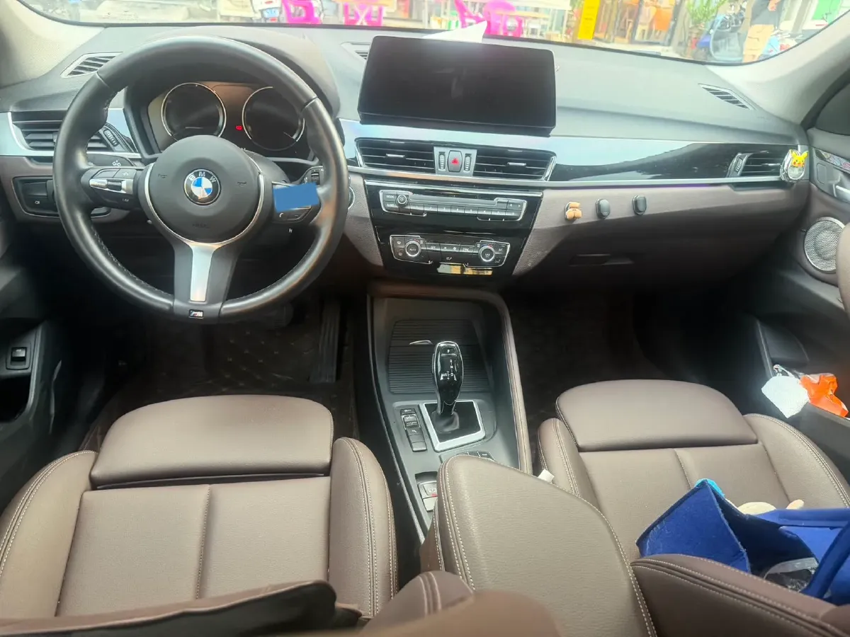 2022 BMW X1 2.0T 192HP L4 8AT,autocango,china used car exporter,china ev exporter,chinese used car exporter,chinese used ev exporter