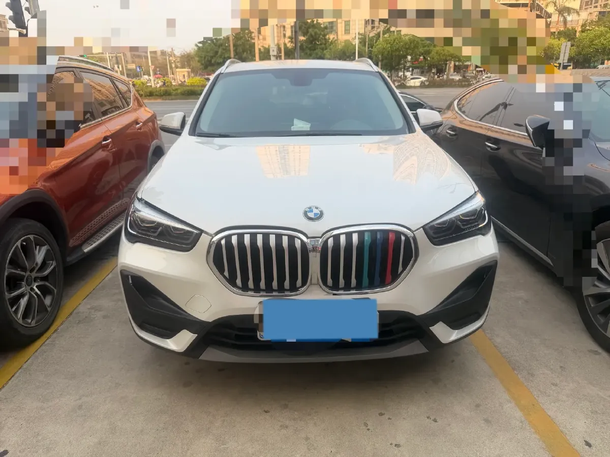 2022 BMW X1 2.0T 192HP L4 8AT,autocango,china used car exporter,china ev exporter,chinese used car exporter,chinese used ev exporter