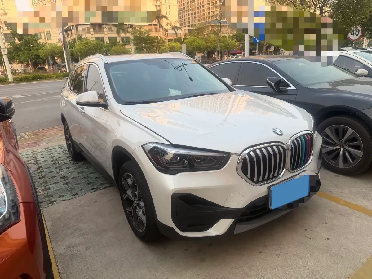 2022 BMW X1 2.0T 192HP L4 8AT,autocango,china used car exporter,china ev exporter,chinese used car exporter,chinese used ev exporter