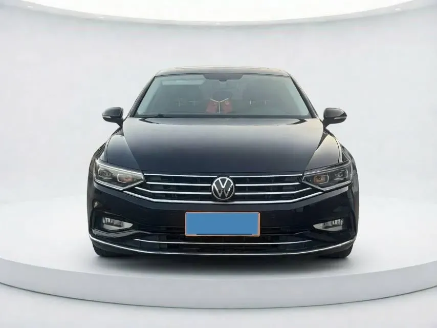 2020 Volkswagen Magotan 2.0T 186HP L4 7DCT,autocango,china used car exporter,china ev exporter,chinese used car exporter,chinese used ev exporter