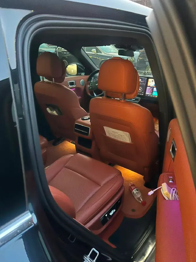 2023 Li L8 Range Extended 154HP REEV 40.9KWH,autocango,china used car exporter,china ev exporter,chinese used car exporter,chinese used ev exporter