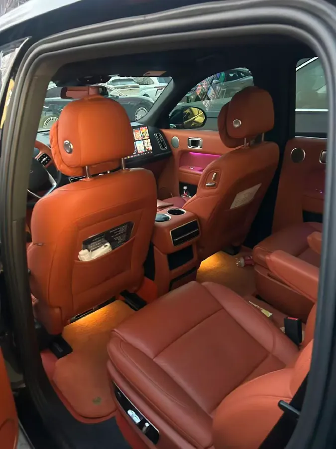 2023 Li L8 Range Extended 154HP REEV 40.9KWH,autocango,china used car exporter,china ev exporter,chinese used car exporter,chinese used ev exporter