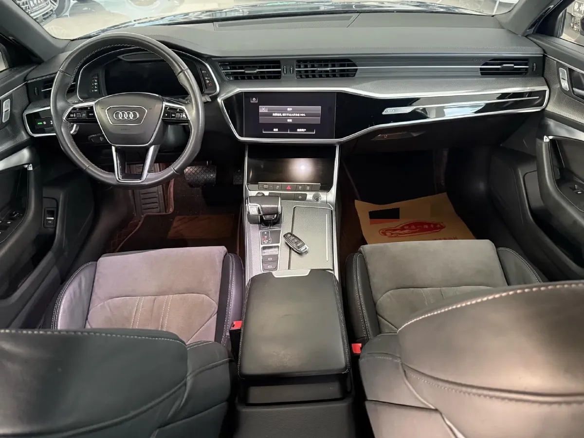 2021 Audi A6L 2.0T 190HP L4 7DCT,autocango,china used car exporter,china ev exporter,chinese used car exporter,chinese used ev exporter