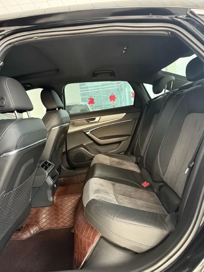 2021 Audi A6L 2.0T 190HP L4 7DCT,autocango,china used car exporter,china ev exporter,chinese used car exporter,chinese used ev exporter