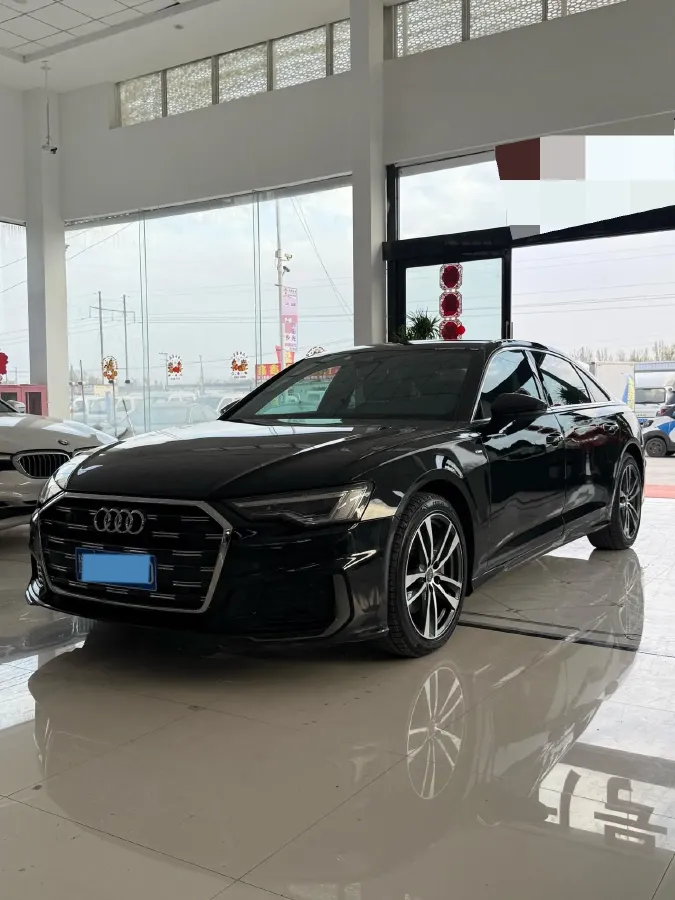 2021 Audi A6L 2.0T 190HP L4 7DCT,autocango,china used car exporter,china ev exporter,chinese used car exporter,chinese used ev exporter
