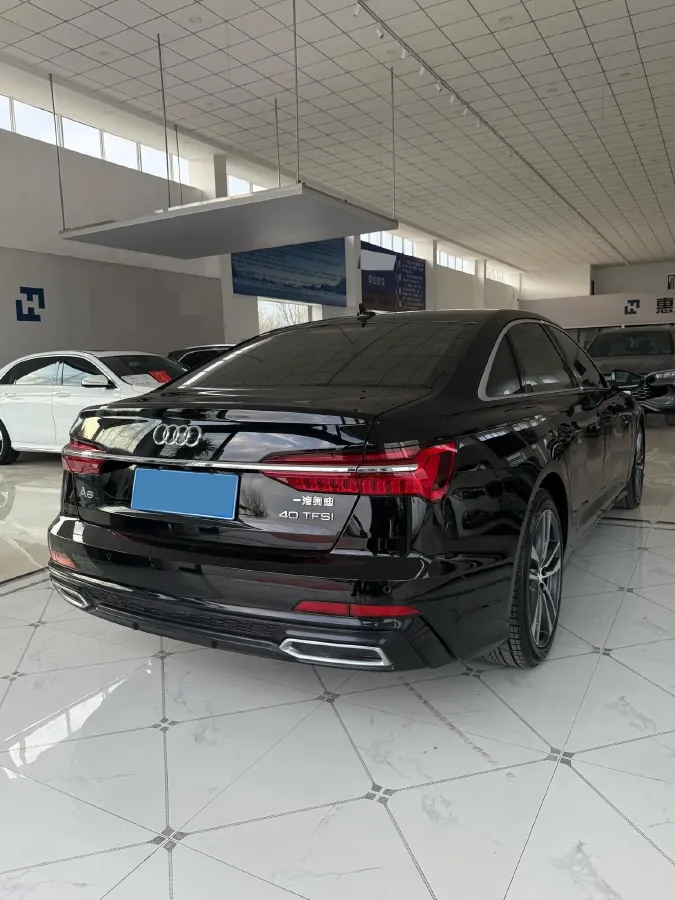 2021 Audi A6L 2.0T 190HP L4 7DCT,autocango,china used car exporter,china ev exporter,chinese used car exporter,chinese used ev exporter