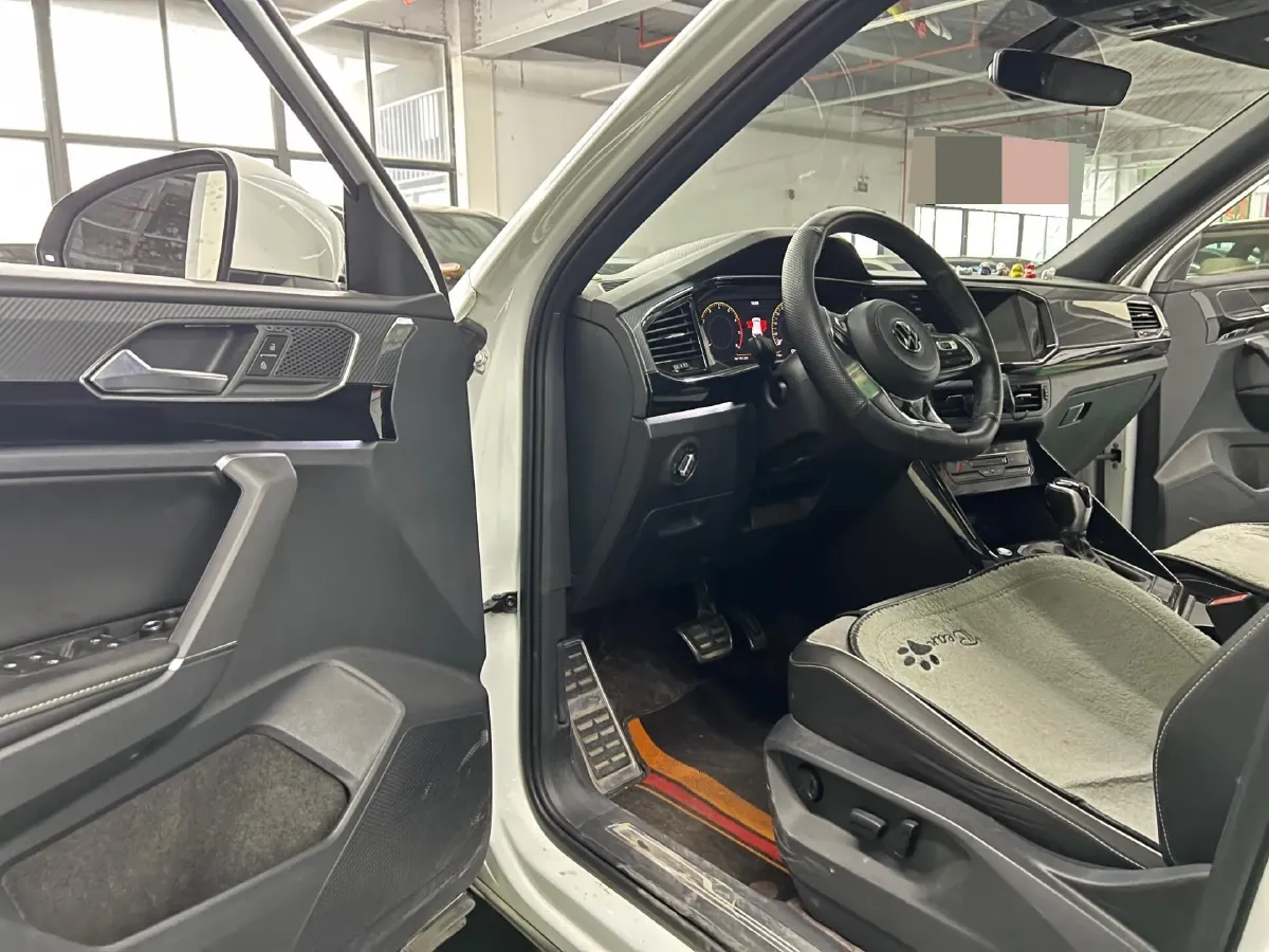 2021 Volkswagen Tayron 2.0T 220HP L4 7DCT,autocango,china used car exporter,china ev exporter,chinese used car exporter,chinese used ev exporter