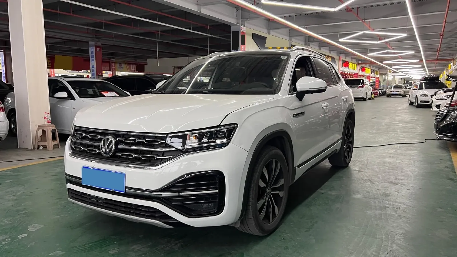 2021 Volkswagen Tayron 2.0T 220HP L4 7DCT,autocango,china used car exporter,china ev exporter,chinese used car exporter,chinese used ev exporter