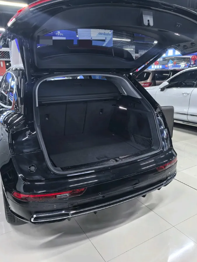2020 Audi Q5L 2.0T 252HP L4 7DCT,autocango,china used car exporter,china ev exporter,chinese used car exporter,chinese used ev exporter