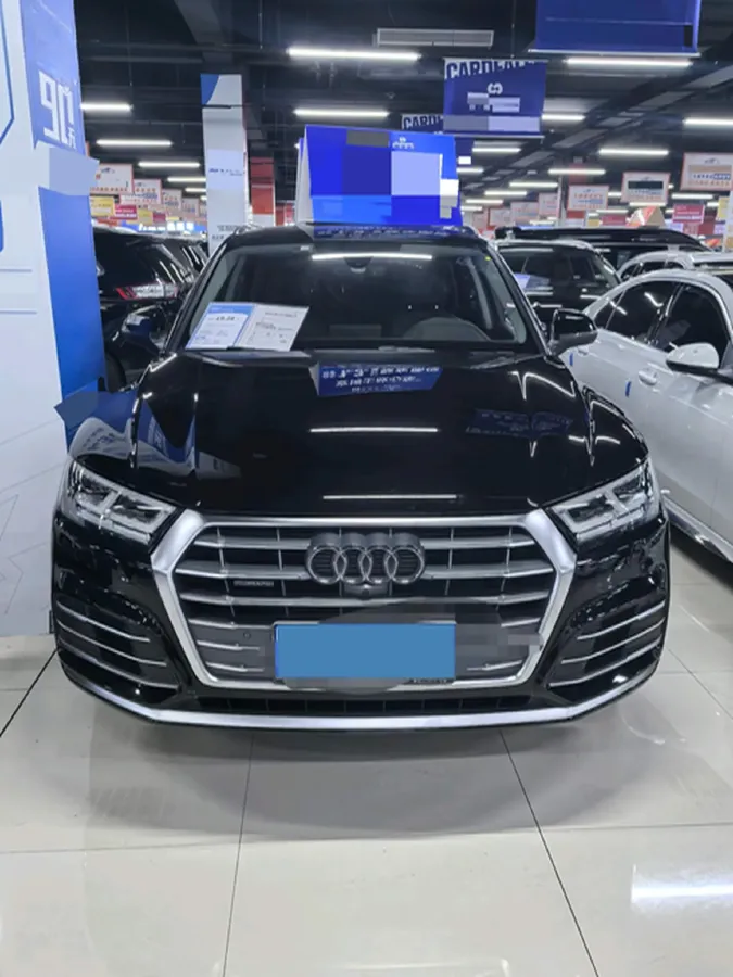 2020 Audi Q5L 2.0T 252HP L4 7DCT,autocango,china used car exporter,china ev exporter,chinese used car exporter,chinese used ev exporter