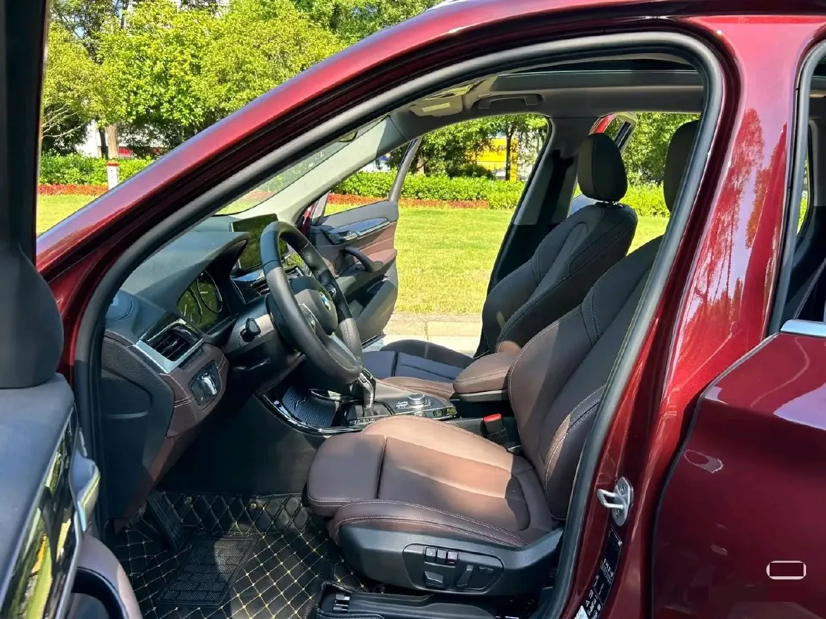 2020 BMW X1 2.0T 192HP L4 8AT,autocango,china used car exporter,china ev exporter,chinese used car exporter,chinese used ev exporter