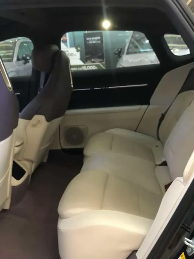 2025 Avatr 12 BEV 94.53KWH,autocango,china used car exporter,china ev exporter,chinese used car exporter,chinese used ev exporter