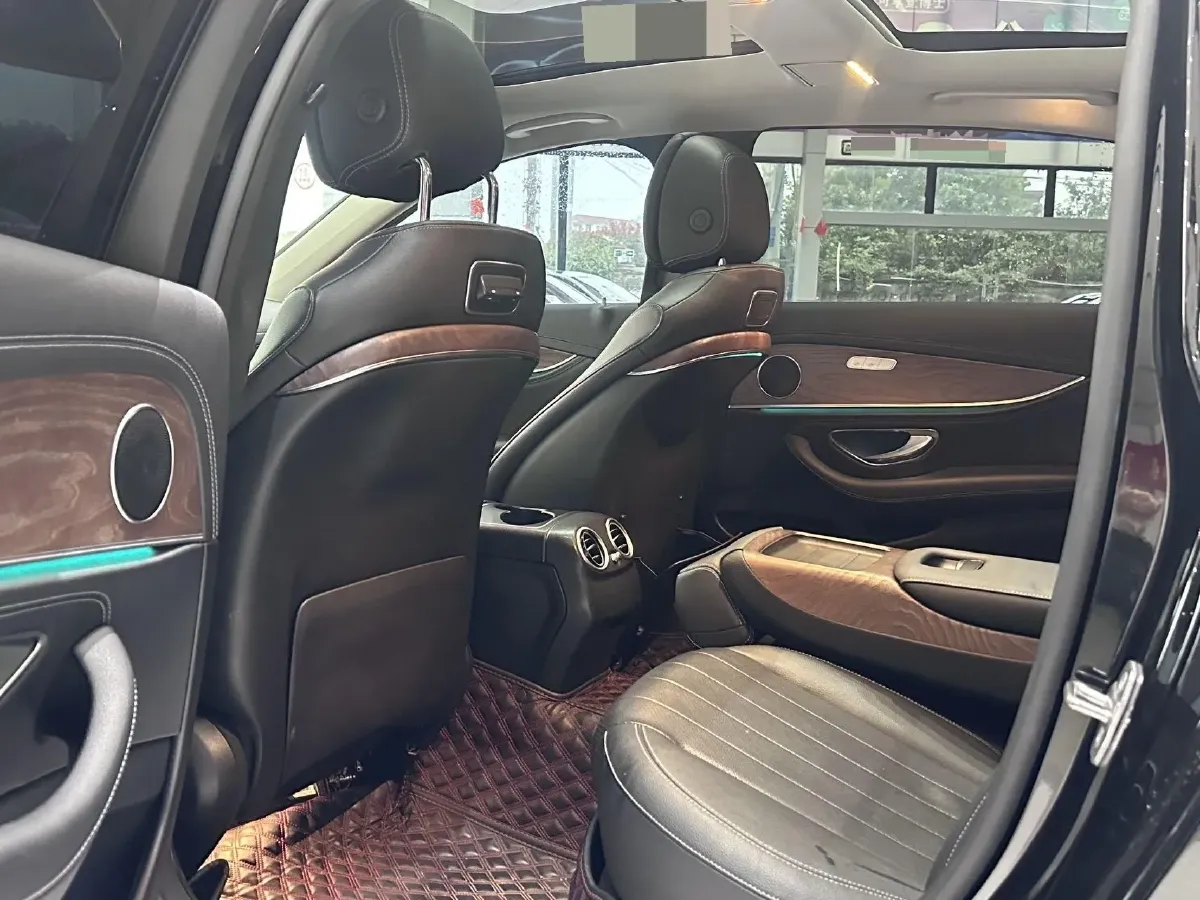 2020 Mercedes-Benz E Class 2.0T 258HP L4 9AT,autocango,china used car exporter,china ev exporter,chinese used car exporter,chinese used ev exporter