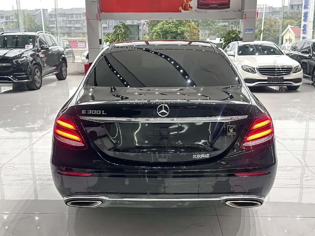2020 Mercedes-Benz E Class 2.0T 258HP L4 9AT,autocango,china used car exporter,china ev exporter,chinese used car exporter,chinese used ev exporter