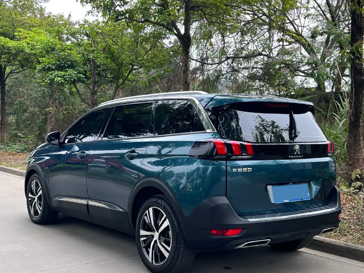 2019 Peugeot 5008 1.6T 170HP L4 6AT,autocango,china used car exporter,china ev exporter,chinese used car exporter,chinese used ev exporter