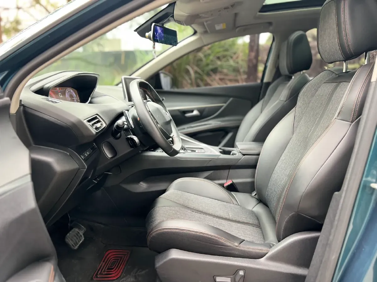 2019 Peugeot 5008 1.6T 170HP L4 6AT,autocango,china used car exporter,china ev exporter,chinese used car exporter,chinese used ev exporter