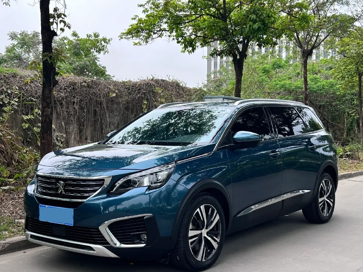 2019 Peugeot 5008 1.6T 170HP L4 6AT,autocango,china used car exporter,china ev exporter,chinese used car exporter,chinese used ev exporter