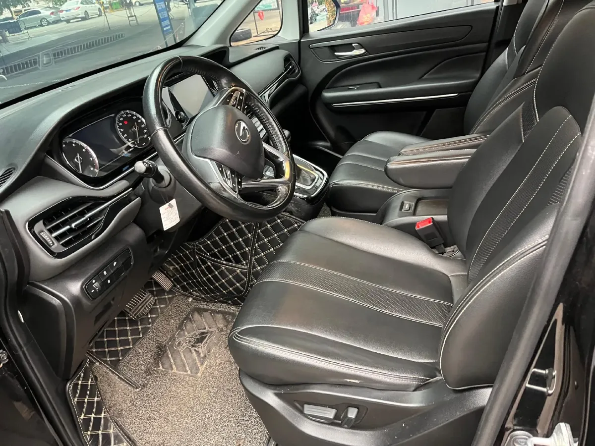 2021 GAC Trumpchi M6 1.5T 169HP L4 7DCT,autocango,china used car exporter,china ev exporter,chinese used car exporter,chinese used ev exporter