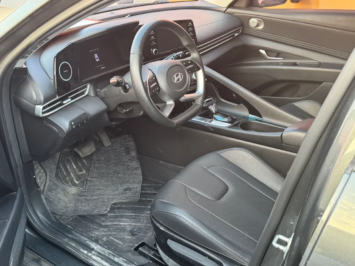 2022 Hyundai Elantra 1.5L 115HP L4 CVT,autocango,china used car exporter,china ev exporter,chinese used car exporter,chinese used ev exporter