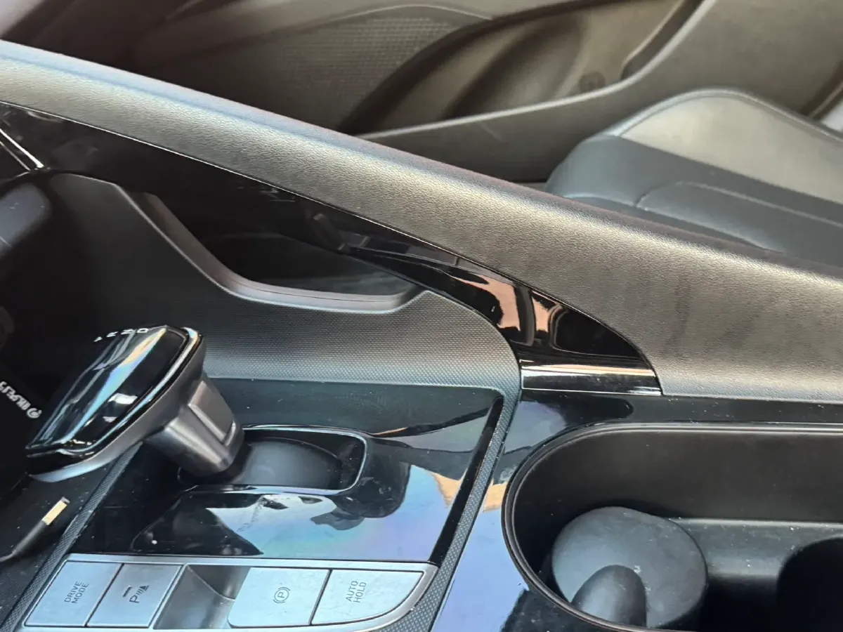 2022 Hyundai Elantra 1.5L 115HP L4 CVT,autocango,china used car exporter,china ev exporter,chinese used car exporter,chinese used ev exporter