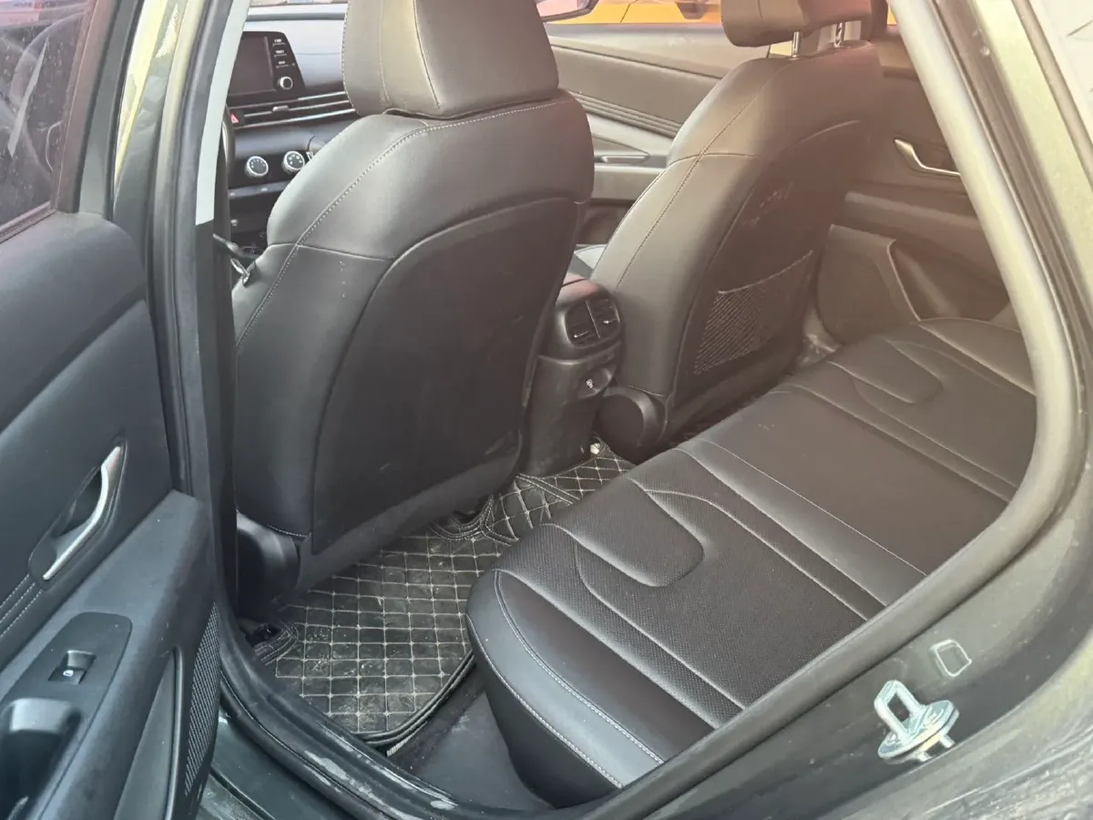 2022 Hyundai Elantra 1.5L 115HP L4 CVT,autocango,china used car exporter,china ev exporter,chinese used car exporter,chinese used ev exporter