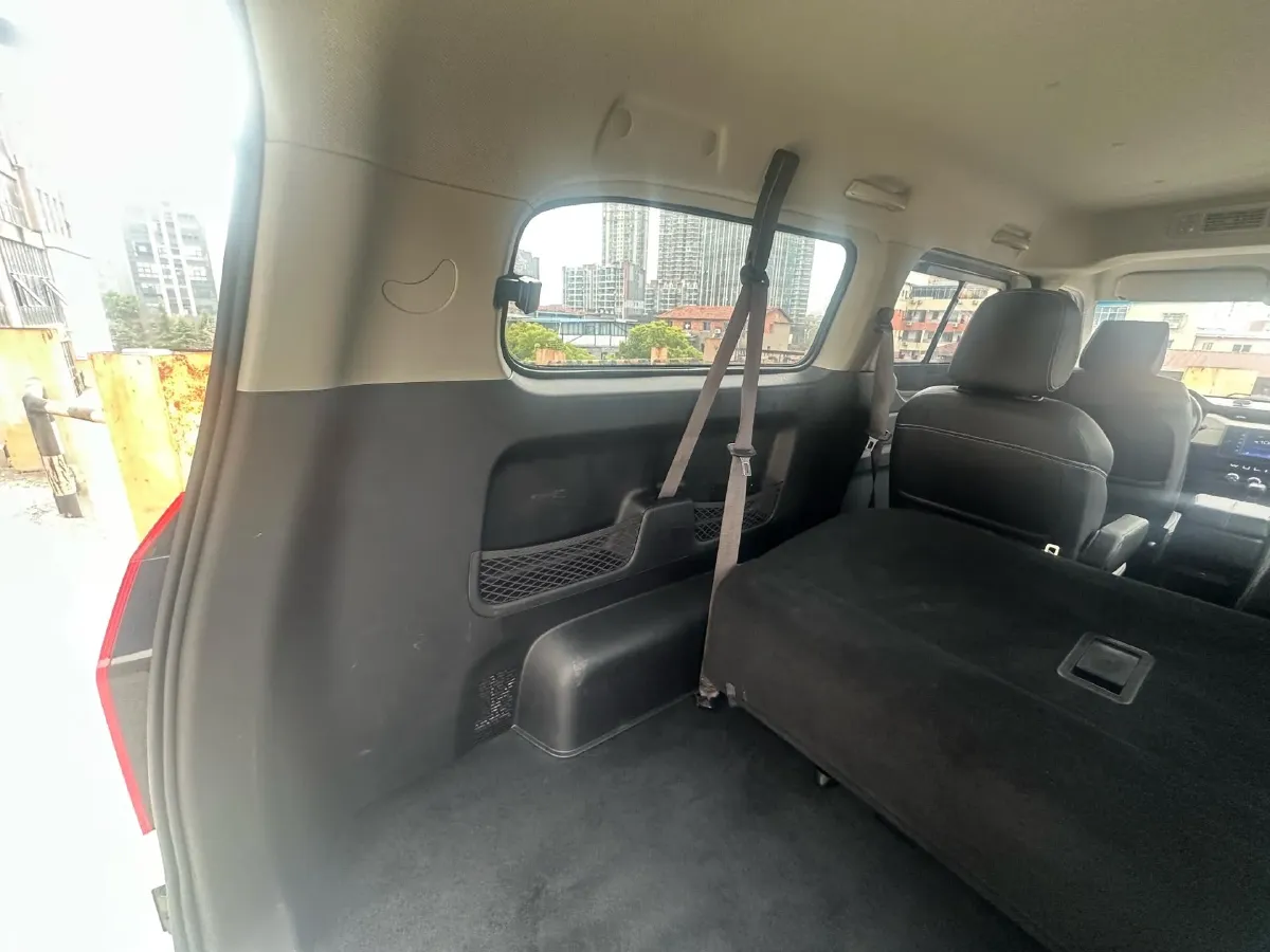 2021 WuLing ZhengChen 1.5T 147HP L4 6MT,autocango,china used car exporter,china ev exporter,chinese used car exporter,chinese used ev exporter