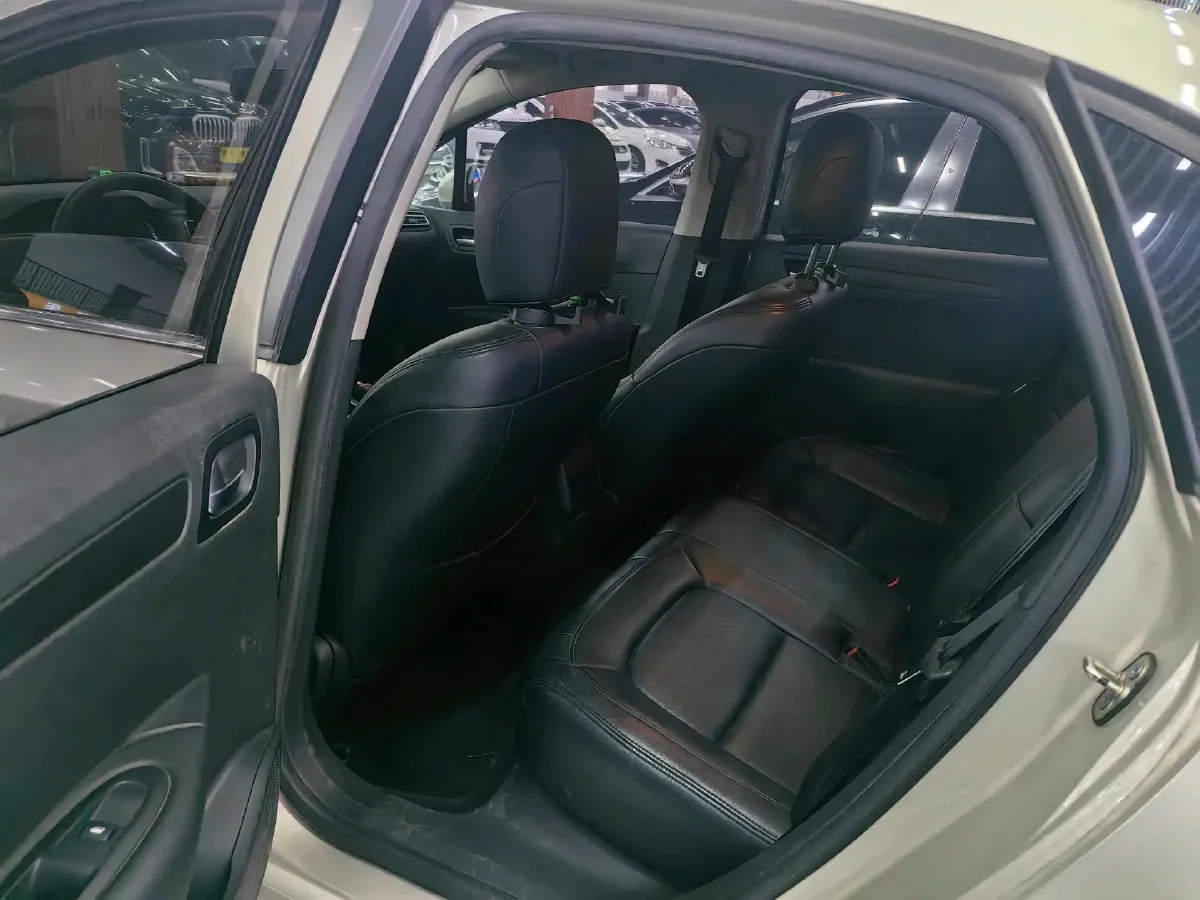 2018 Citroen C4 C-Quatre 1.6L 117HP L4 6AT,autocango,china used car exporter,china ev exporter,chinese used car exporter,chinese used ev exporter