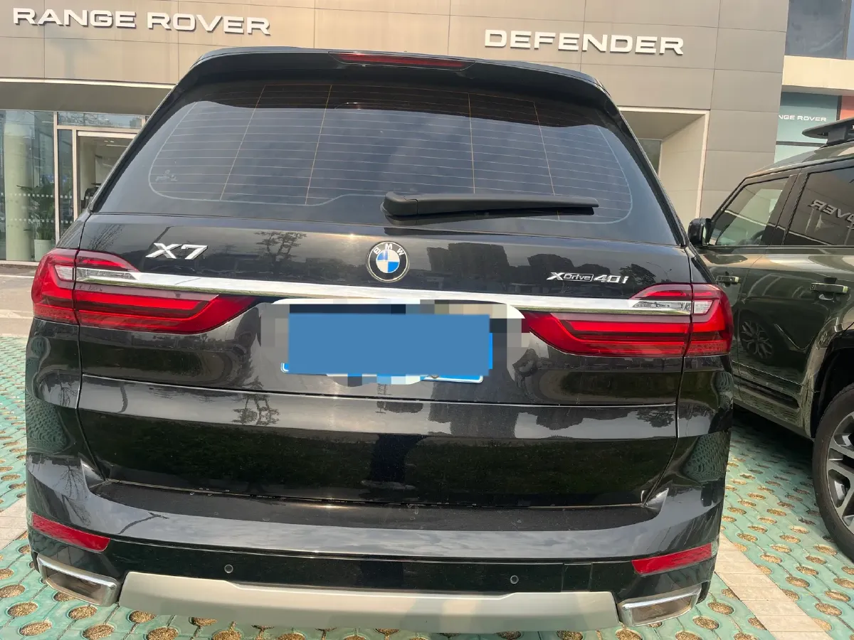 2021 BMW X7 3.0T 340HP L6 8AT,autocango,china used car exporter,china ev exporter,chinese used car exporter,chinese used ev exporter