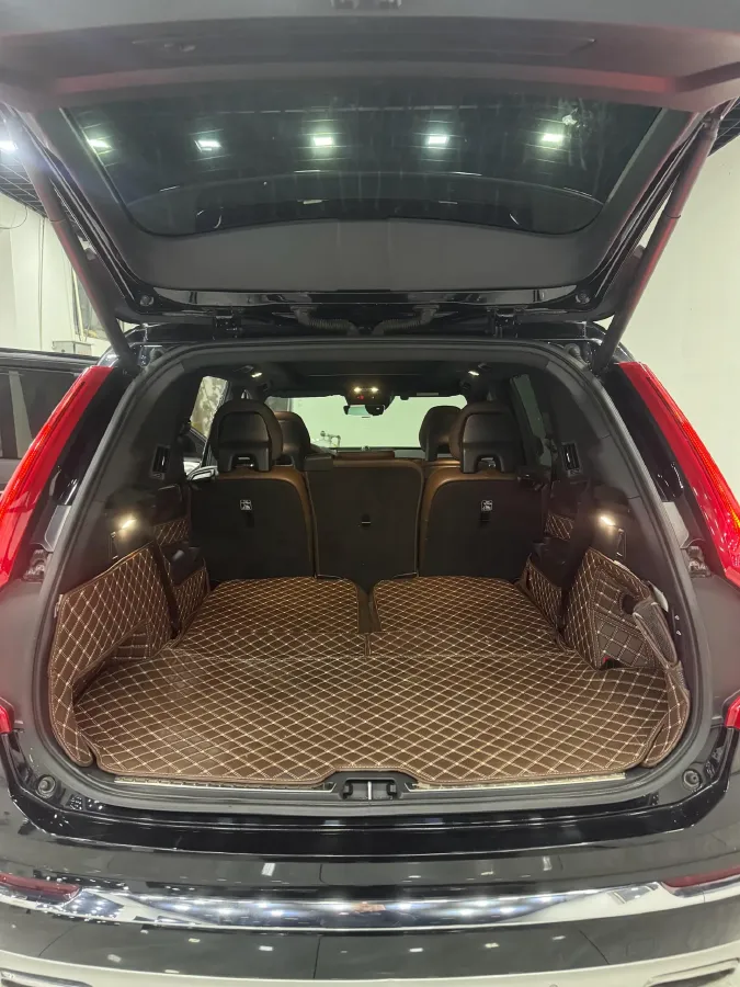 2021 Volvo XC90 PHEV 2.0T 303HP L4 8AT PHEV 11.6KWH,autocango,china used car exporter,china ev exporter,chinese used car exporter,chinese used ev exporter