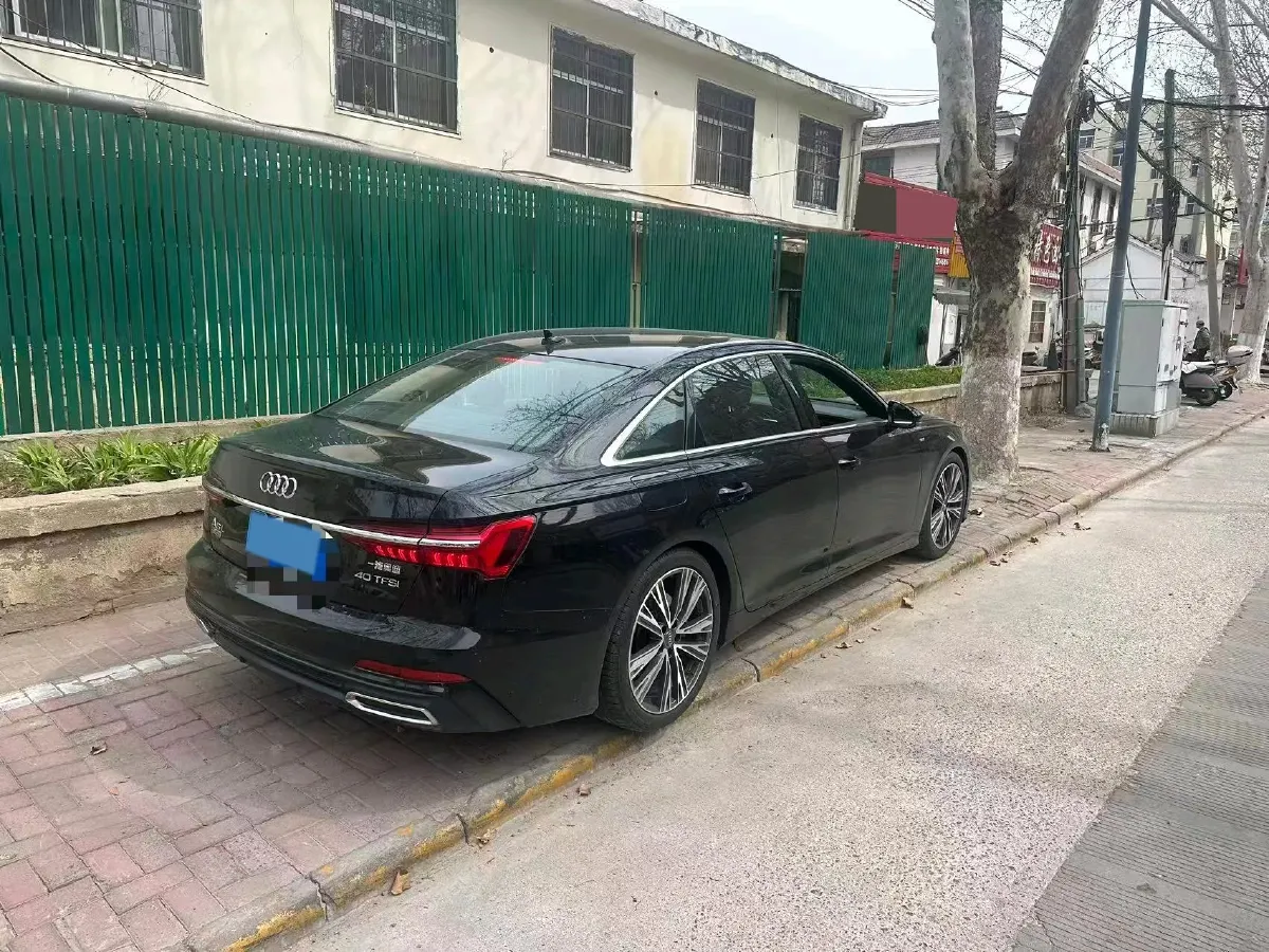 2020 Audi A6L 2.0T 190HP L4 7DCT,autocango,china used car exporter,china ev exporter,chinese used car exporter,chinese used ev exporter