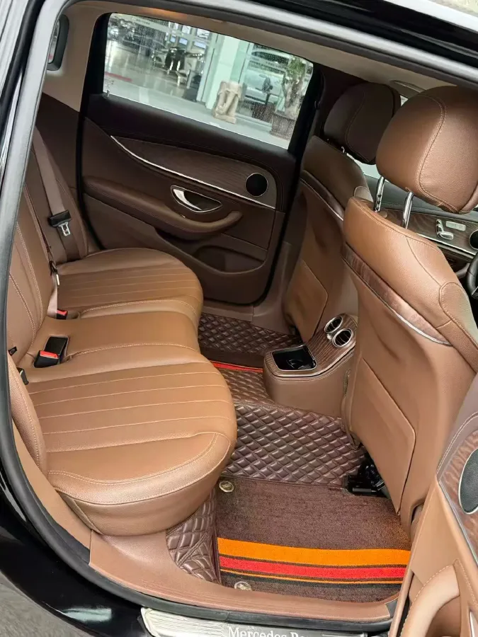 2021 Mercedes-Benz E Class 1.5T 184HP L4 9AT,autocango,china used car exporter,china ev exporter,chinese used car exporter,chinese used ev exporter