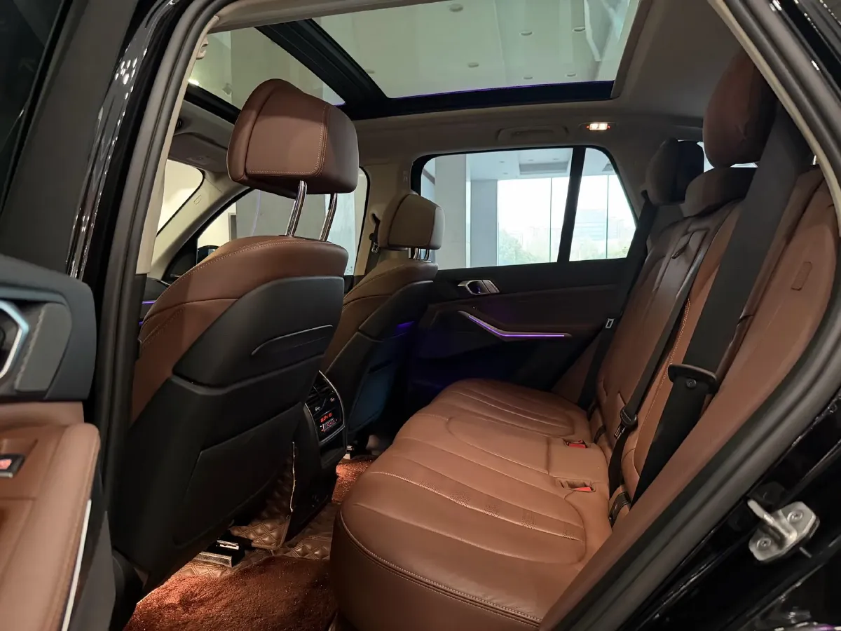 2021 BMW X5 3.0T 340HP L6 8AT,autocango,china used car exporter,china ev exporter,chinese used car exporter,chinese used ev exporter