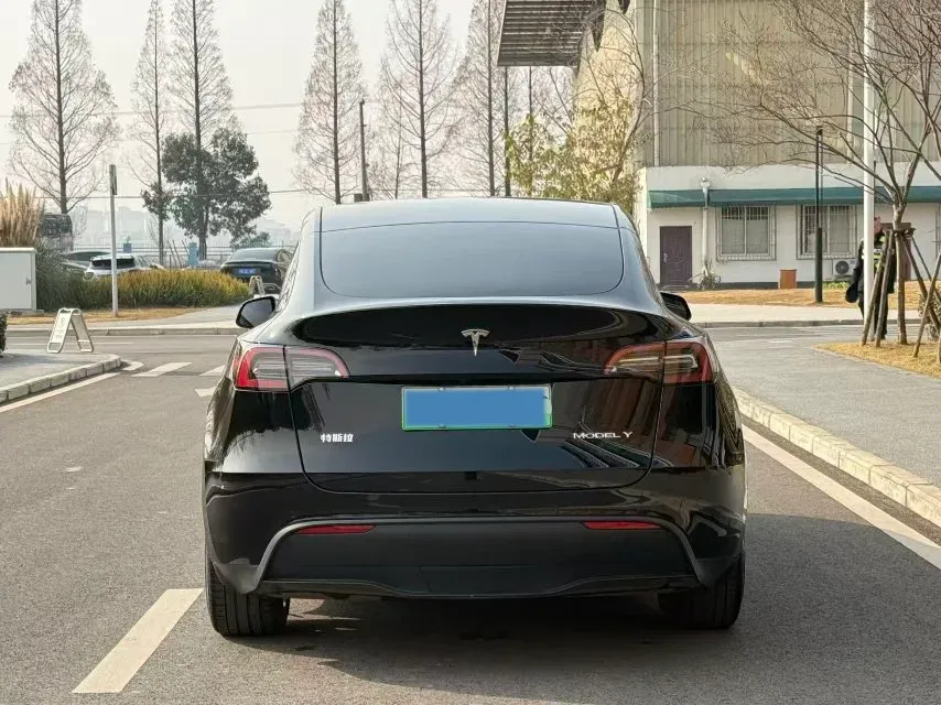 2022 Tesla Model Y BEV 60KWH,autocango,china used car exporter,china ev exporter,chinese used car exporter,chinese used ev exporter